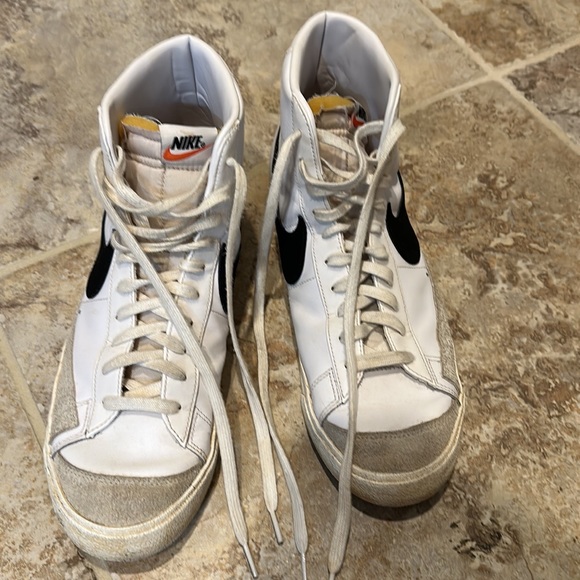 NIKE BLAZER HIGH TOP SNEAKERS. MENS size 13. White w black logo. Og laces. Used - Picture 5 of 14
